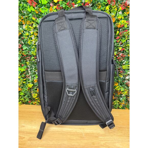 Timbuk 2 Q‎ 2.0 Carrying Case Backpack for 17" Labtop Notebook Eco Black NEW NWT - Picture 12 of 16